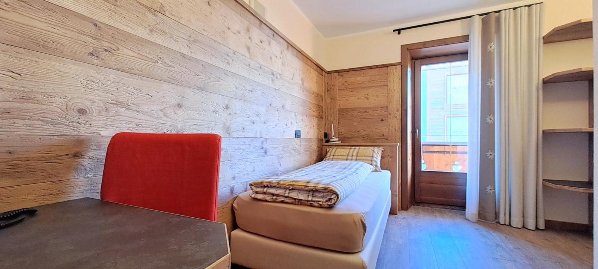 ליביניו Hotel Krone מראה חיצוני תמונה